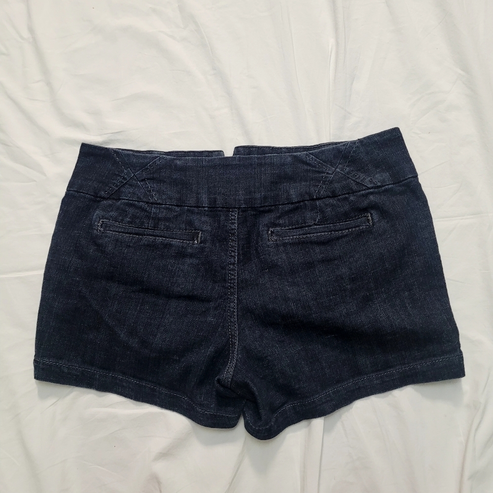 Jean Shorts - Picture 3 of 4